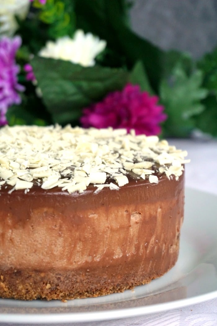 No-Bake Triple Chocolate Mascarpone Cheesecake - My Gorgeous Recipes