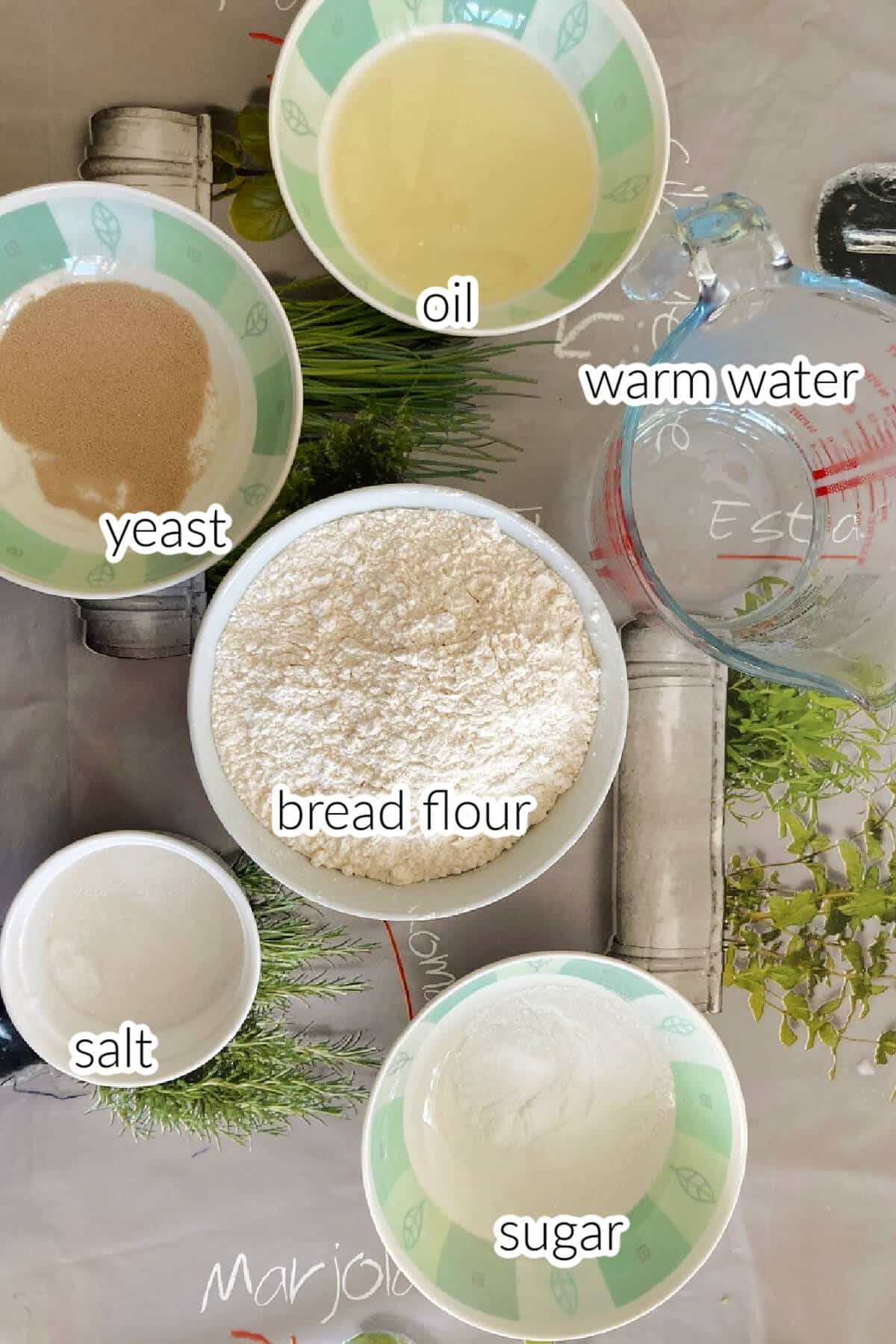 Ingredients needed to make dough for pork buns.