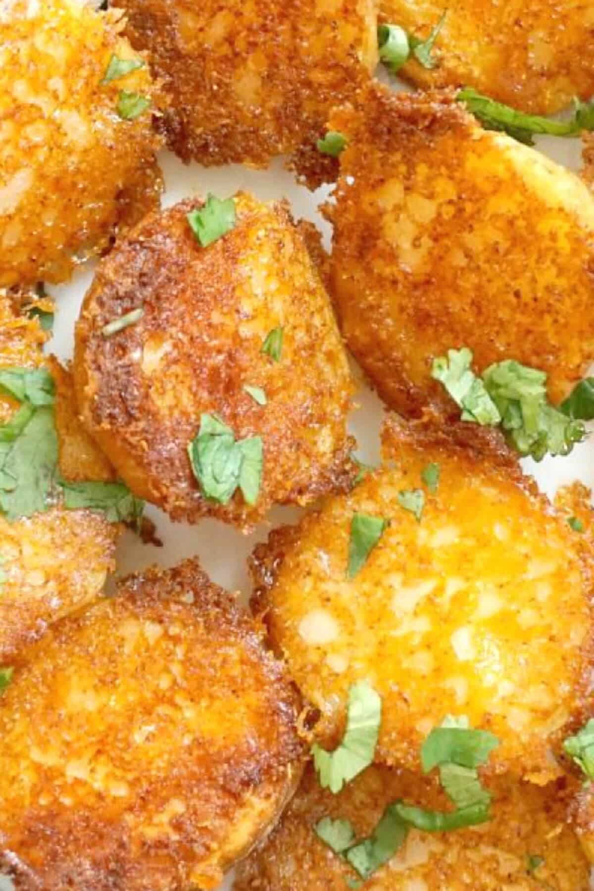 Close-up shoot of parmesan crusted potatoes