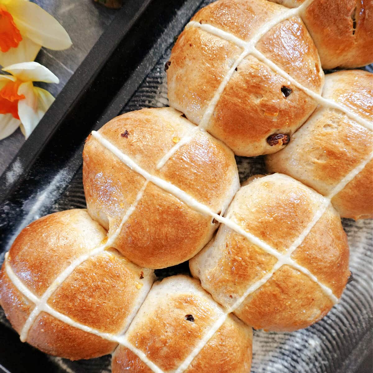 Traditional Hot Cross Buns Recipe