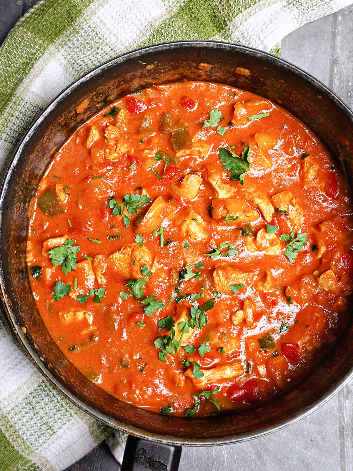 Overhead shoot of a pan with goulash.