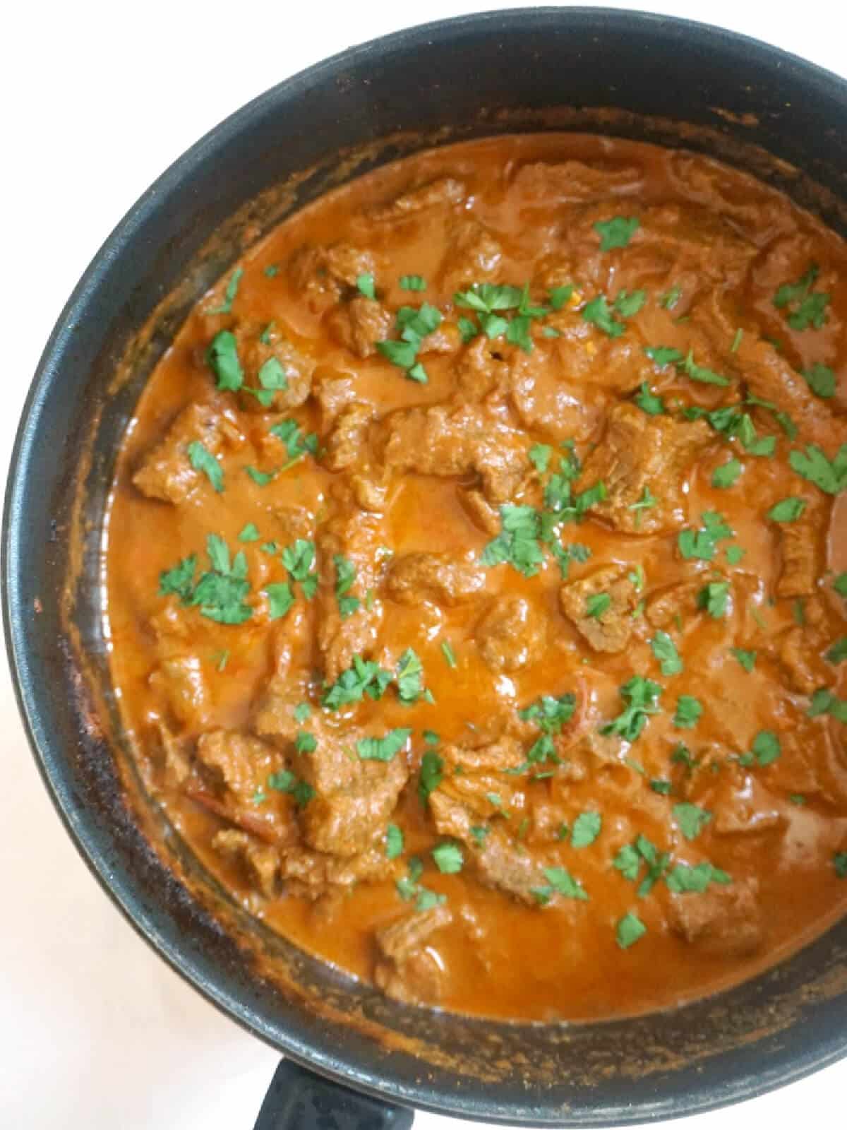 A pot with beef curry.