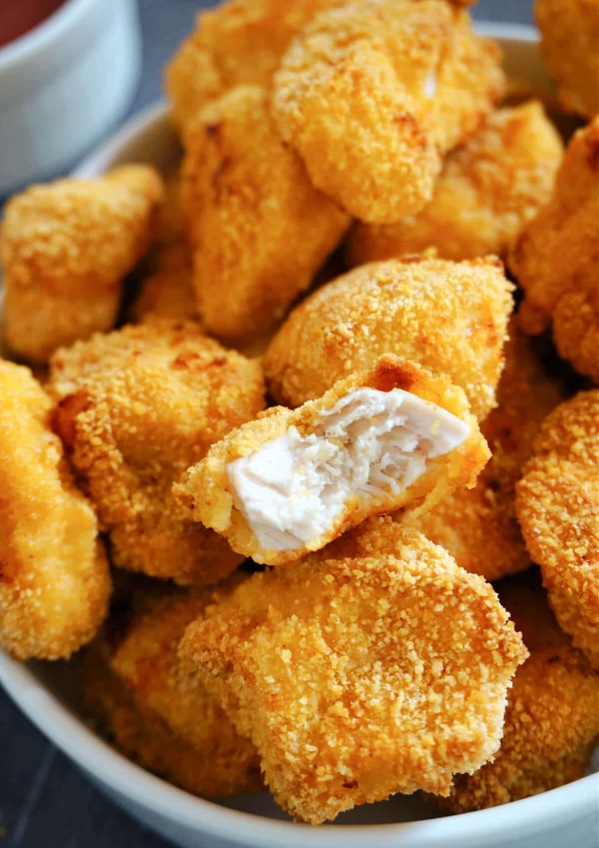 Close-up shoot of chicken bites.