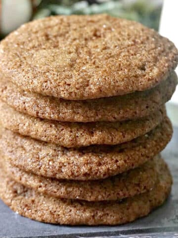 A stack of 6 ginger biscuits