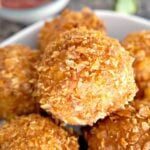 Close- up shoot of chicken popcorn bites