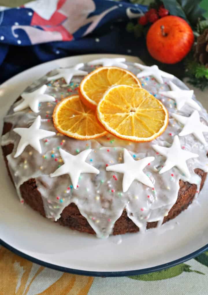 Easy Christmas Cake Recipe - My Gorgeous Recipes