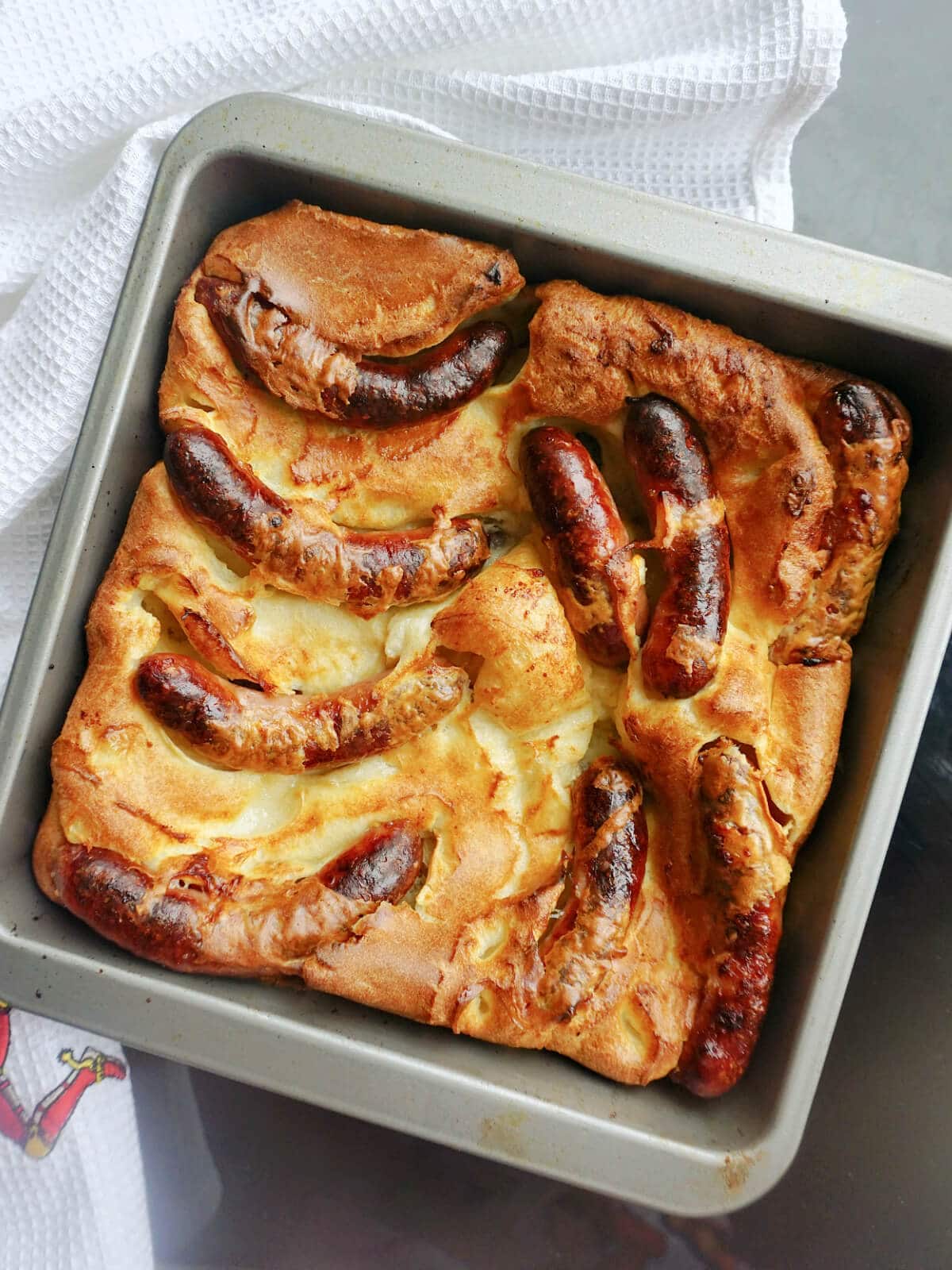 A tray with toad in the hole.