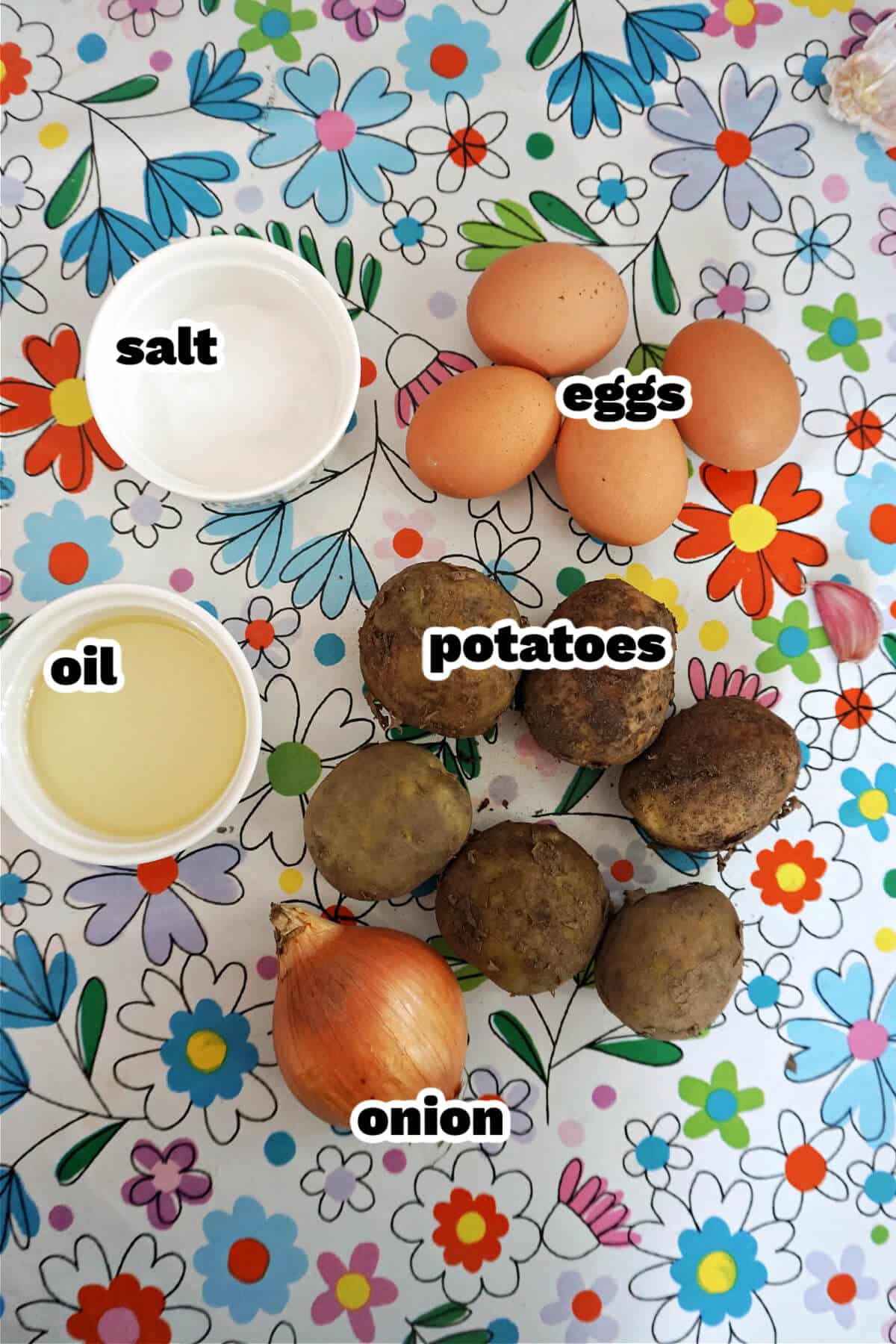 Ingredients needed to make potato omelette