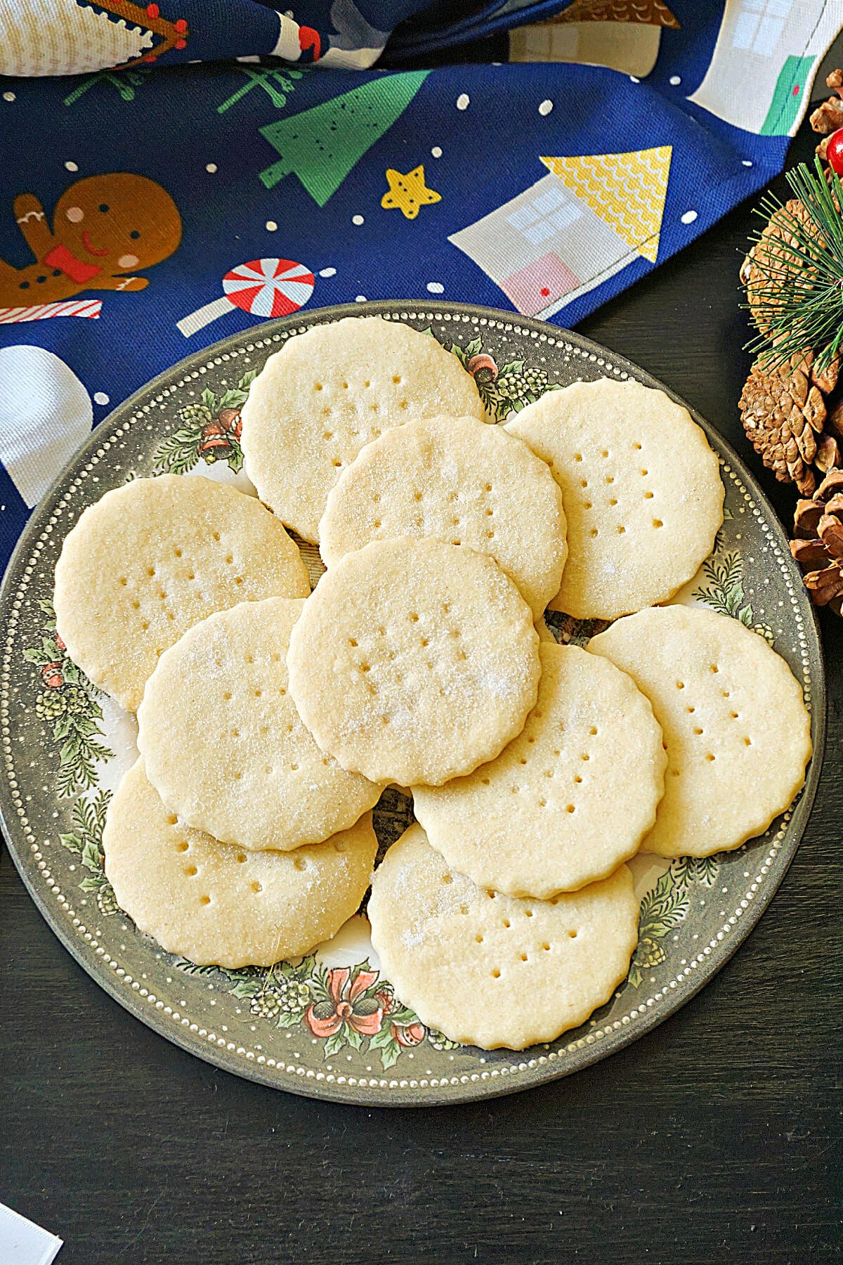 A plate with shortbread cookies.