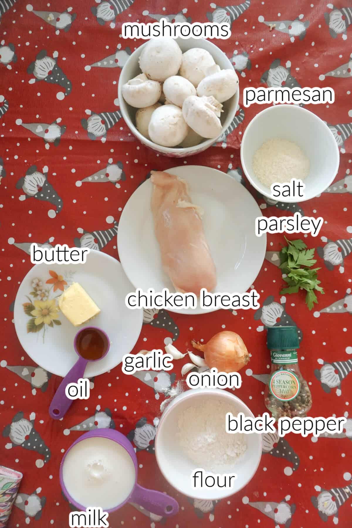 Ingredients needed to make chicken and mushroom filling.