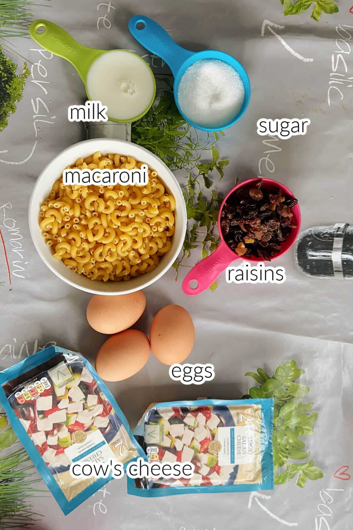 Ingredients used to make sweet macaroni pudding.