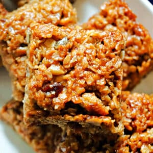 Flapjacks with mincemeat on a white plate.