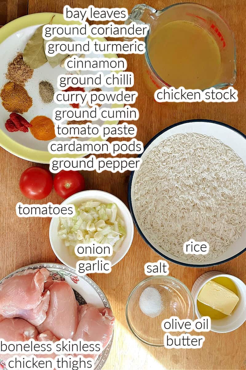 Ingredients needed to make chicken kabsa.