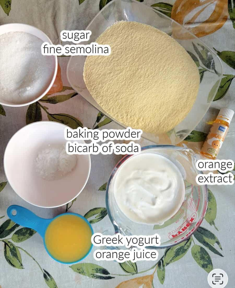 Ingredients used for the semolina sponge.