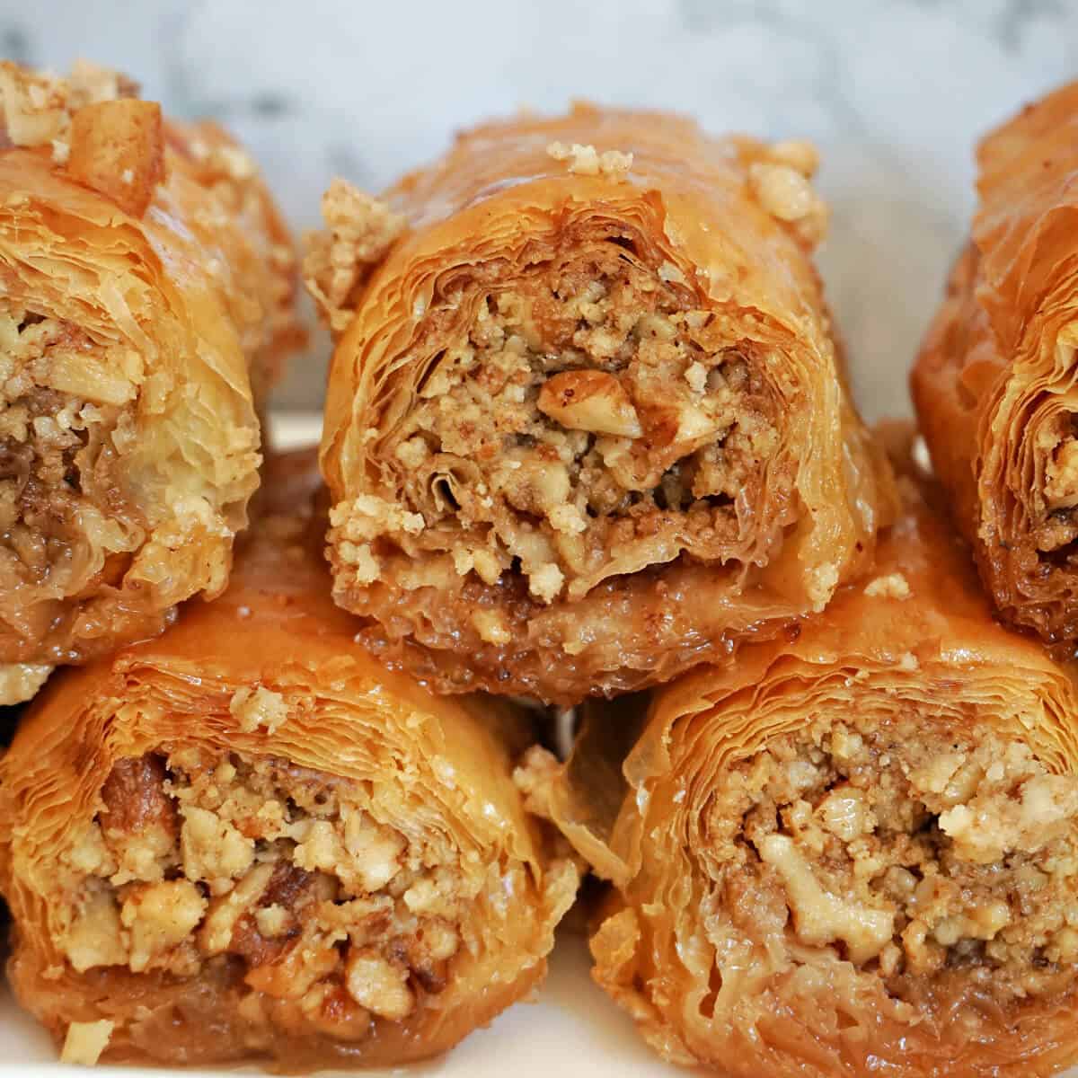 Easy Baklava Rolls 