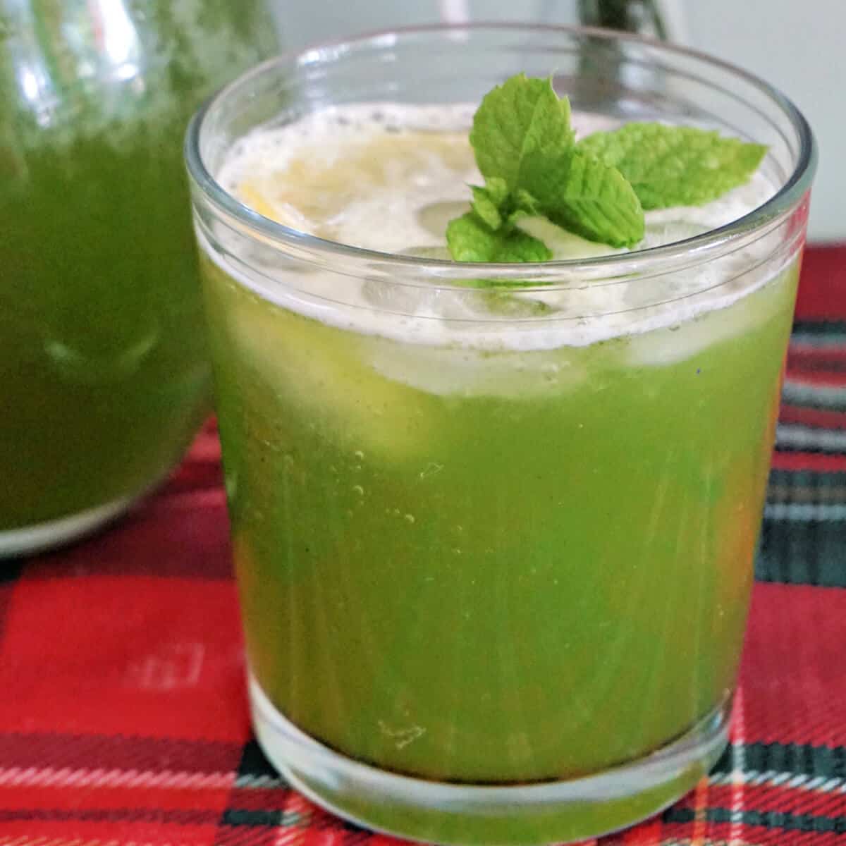Honey Mint Lemonade