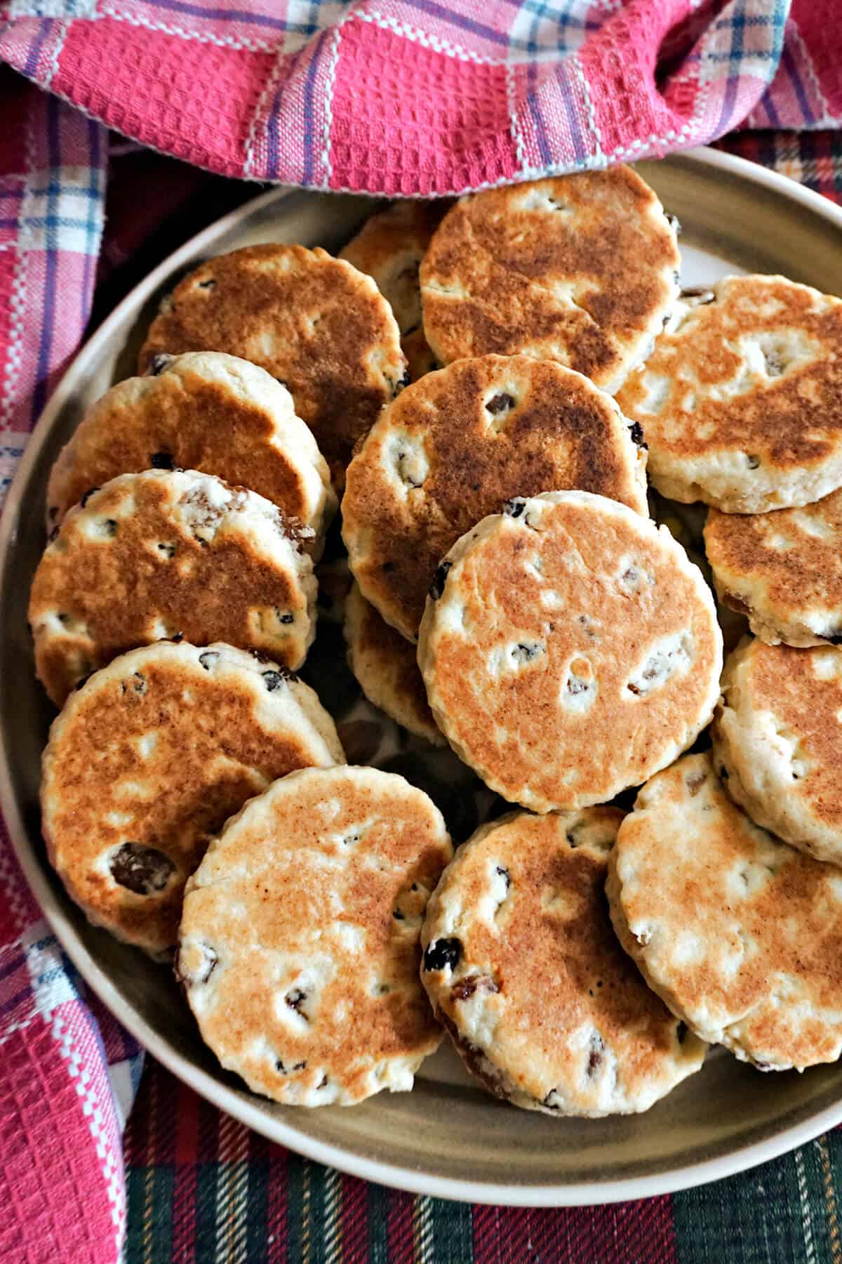 A plate with Welsh cakes.